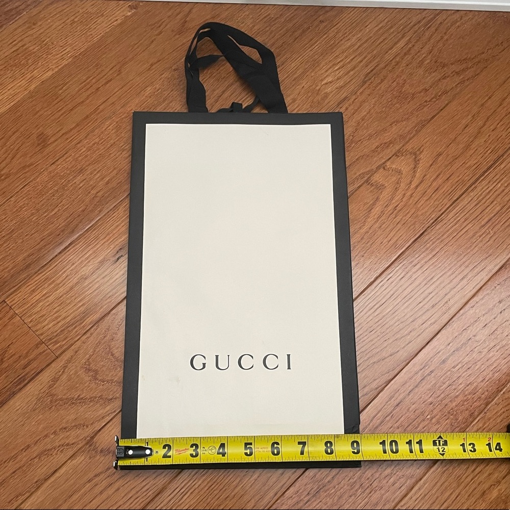 Gucci Paper Shopping Bags - Picture 6 of 12